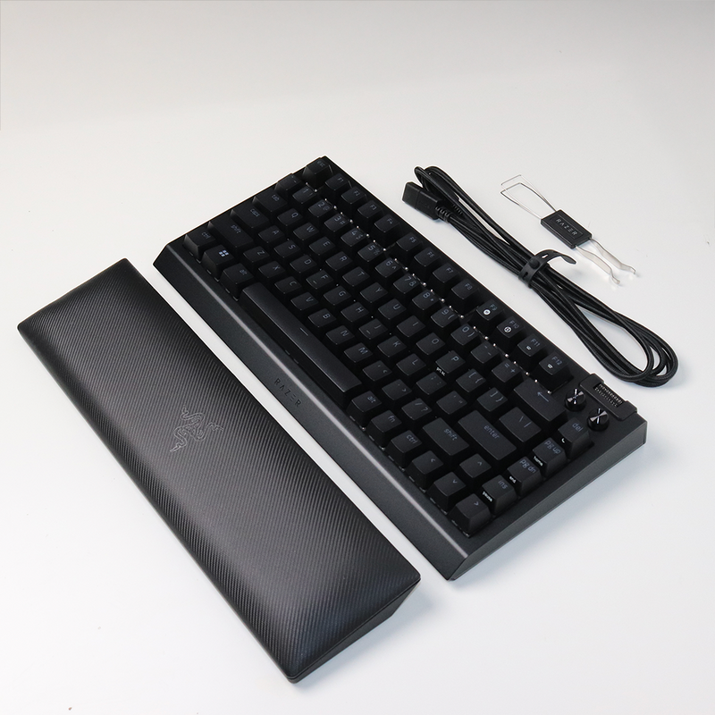 Razer BlackWidow V4 75% US Gaming Keyboard (Razer Renewed)