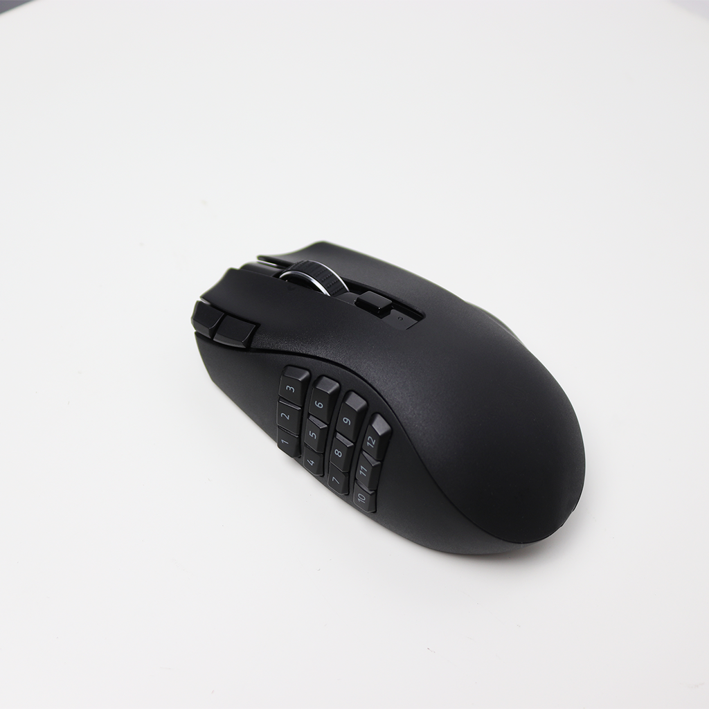 Razer Naga V2 HyperSpeed Wireless MMO Gaming Mouse (Razer Renewed)