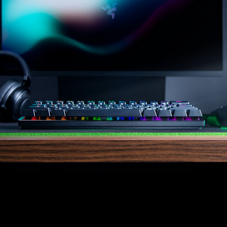 Razer Huntsman Mini Gaming Keyboard - Clicky Purple Switch (Razer Renewed)